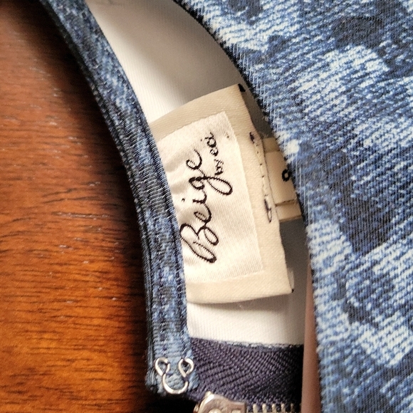 BEIGE by eci Darling Navy waisted Sleeveless DRESS - Picture 4 of 6